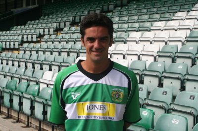 Scott Murrey signs on