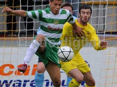 Tiverton v Yeovil 040808