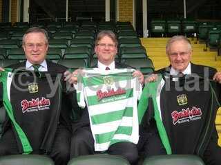 20080522 - Bradfords signing sponsorship320.jpg