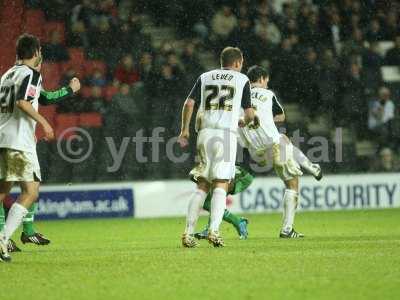 20091205 - mkdons away 295.jpg