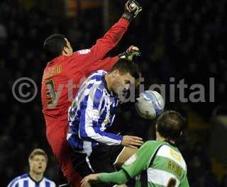 20110125 - owls v yeovil 7web.jpg