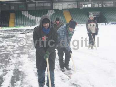 20101224 - Snow clearing christmas eve 011.JPG