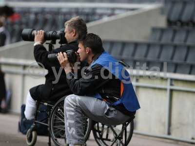 20120915 - mk dons1 away 406.JPG