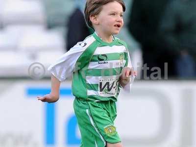 Yeovil Town v Colchester United 201214