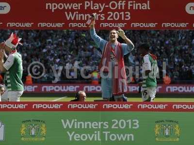 Yeovil v Brentford 190513