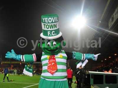 Yeovil Town v MK Dons 061216