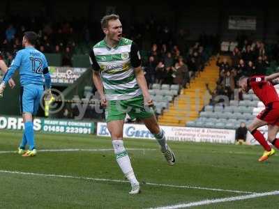 Yeovil Town v Crawley Town 031216