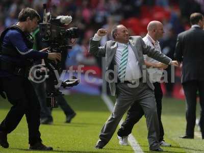 Yeovil v Brentford 190513