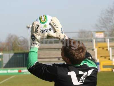 20120329 - gareth gloves 005.JPG