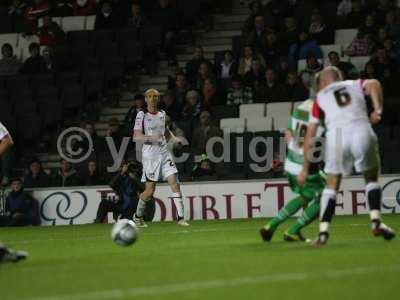 20101102 - MK Dons away 106.JPG