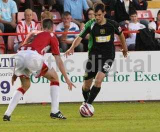 20090818 - v exeter away 133x320.jpg