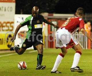 20090818 - v exeter away 174x320.jpg