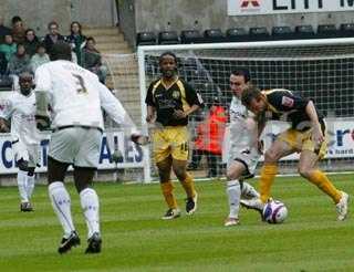 20080419 - v swansea away2 014web.jpg