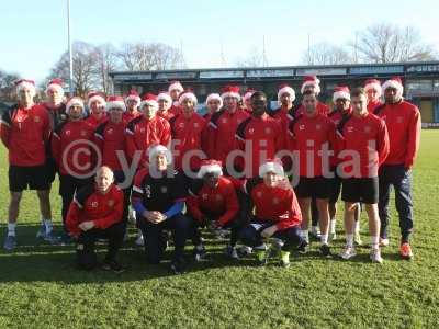 20131219 - Father christmas hats 007.JPG