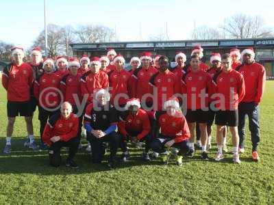 20131219 - Father christmas hats 008.JPG