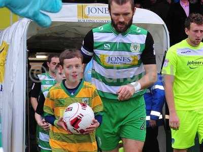 Yeovil Town v Colchester United 191116