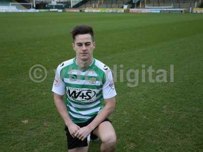 20140203 - Tom Lawrence 030214 signing 007.JPG