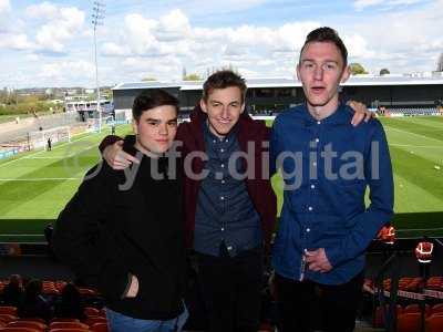 Barnet v Yeovil Town 300416