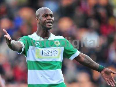 Barnet v Yeovil Town 300416