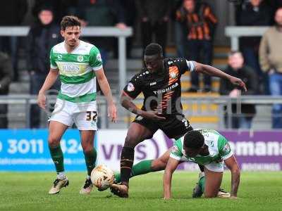 Barnet v Yeovil Town 300416