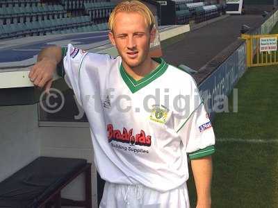 - Weasel in white kit1.jpg