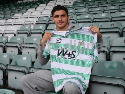 Ryan Inniss Signing 007