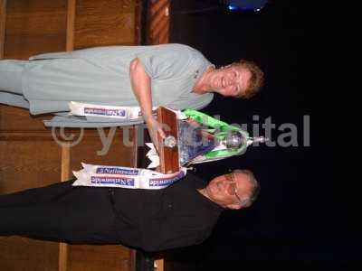 pam n john fry with trophy