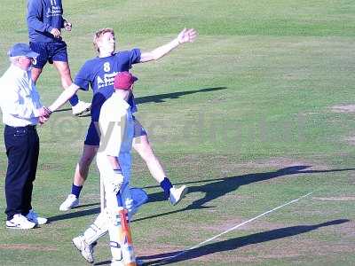 lockie bowling 5