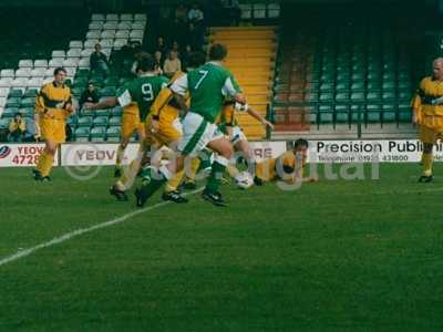 Yeovil in Conference matches 130212 068