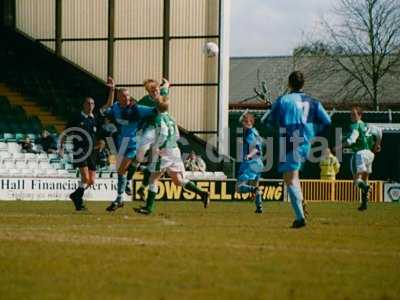 Yeovil in Conference matches 130212 088