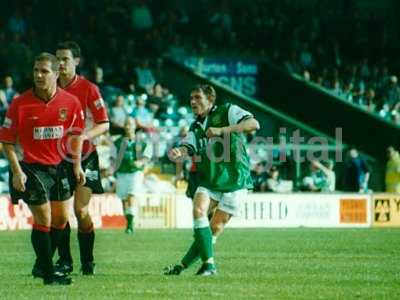 ytfc v morecombe 2000-2001 002