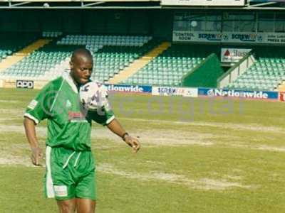 all green shirt signing and ladies conference 001-1