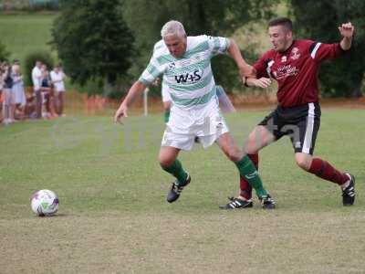 Chinnock v YTFC Legends 08-08-17538