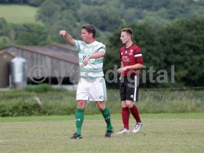 Chinnock v YTFC Legends 08-08-17534