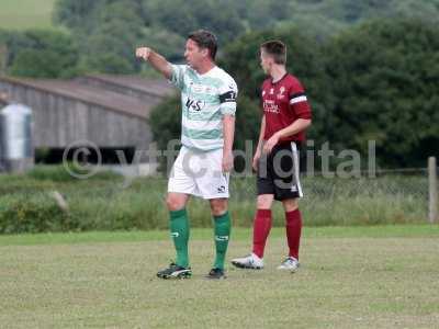 Chinnock v YTFC Legends 08-08-17535