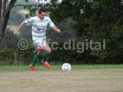 Chinnock v YTFC Legends 08-08-17553