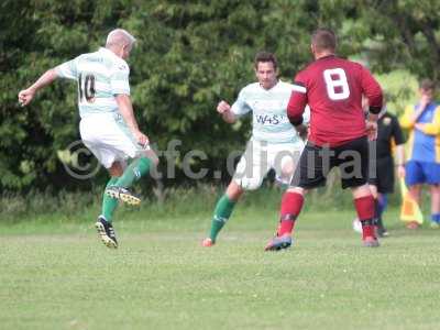 Chinnock v YTFC Legends 08-08-17573