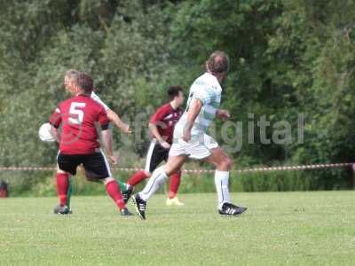 Chinnock v YTFC Legends 08-08-17586