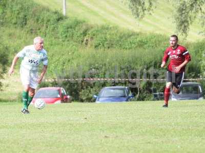 Chinnock v YTFC Legends 08-08-17591