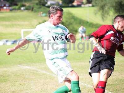 Chinnock v YTFC Legends 08-08-17605