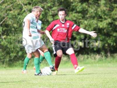 Chinnock v YTFC Legends 08-08-17612