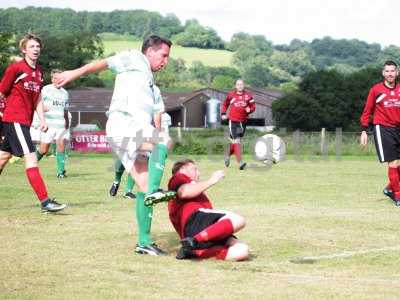 Chinnock v YTFC Legends 08-08-17625