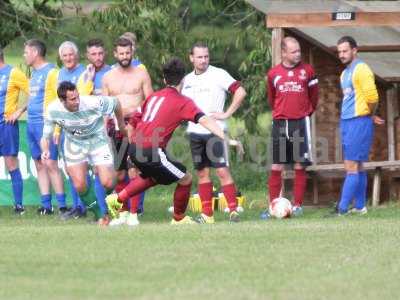 Chinnock v YTFC Legends 08-08-17572