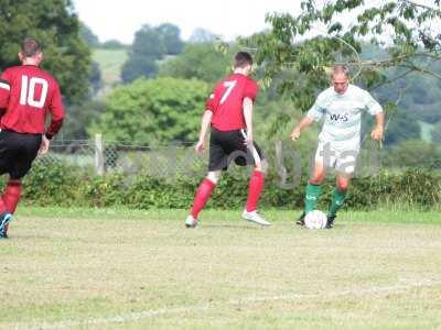 Chinnock v YTFC Legends 08-08-17597