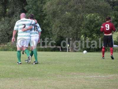 Chinnock v YTFC Legends 08-08-17663