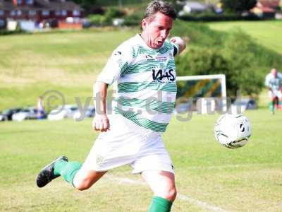 Chinnock v YTFC Legends 08-08-17604