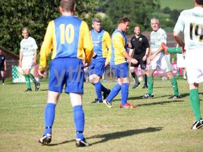 Chinnock v YTFC Legends 08-08-17679