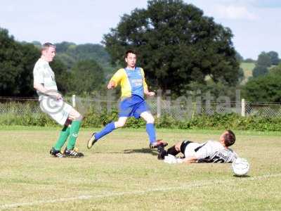 Chinnock v YTFC Legends 08-08-17690