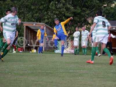 Chinnock v YTFC Legends 08-08-17713