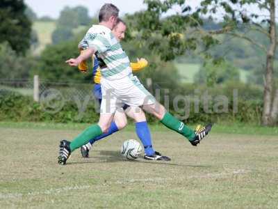 Chinnock v YTFC Legends 08-08-17709